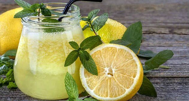 eau citronnée au régime